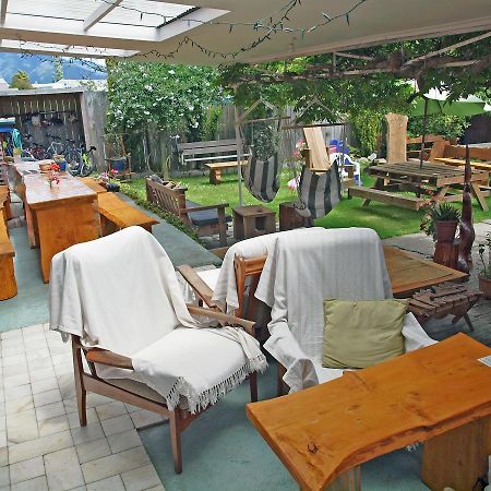 Annies Nirvana Lodge Backpackers Takaka Eksteriør billede