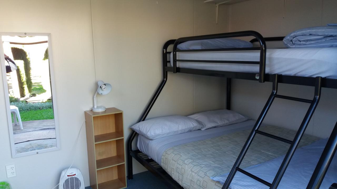 Annies Nirvana Lodge Backpackers Takaka Eksteriør billede