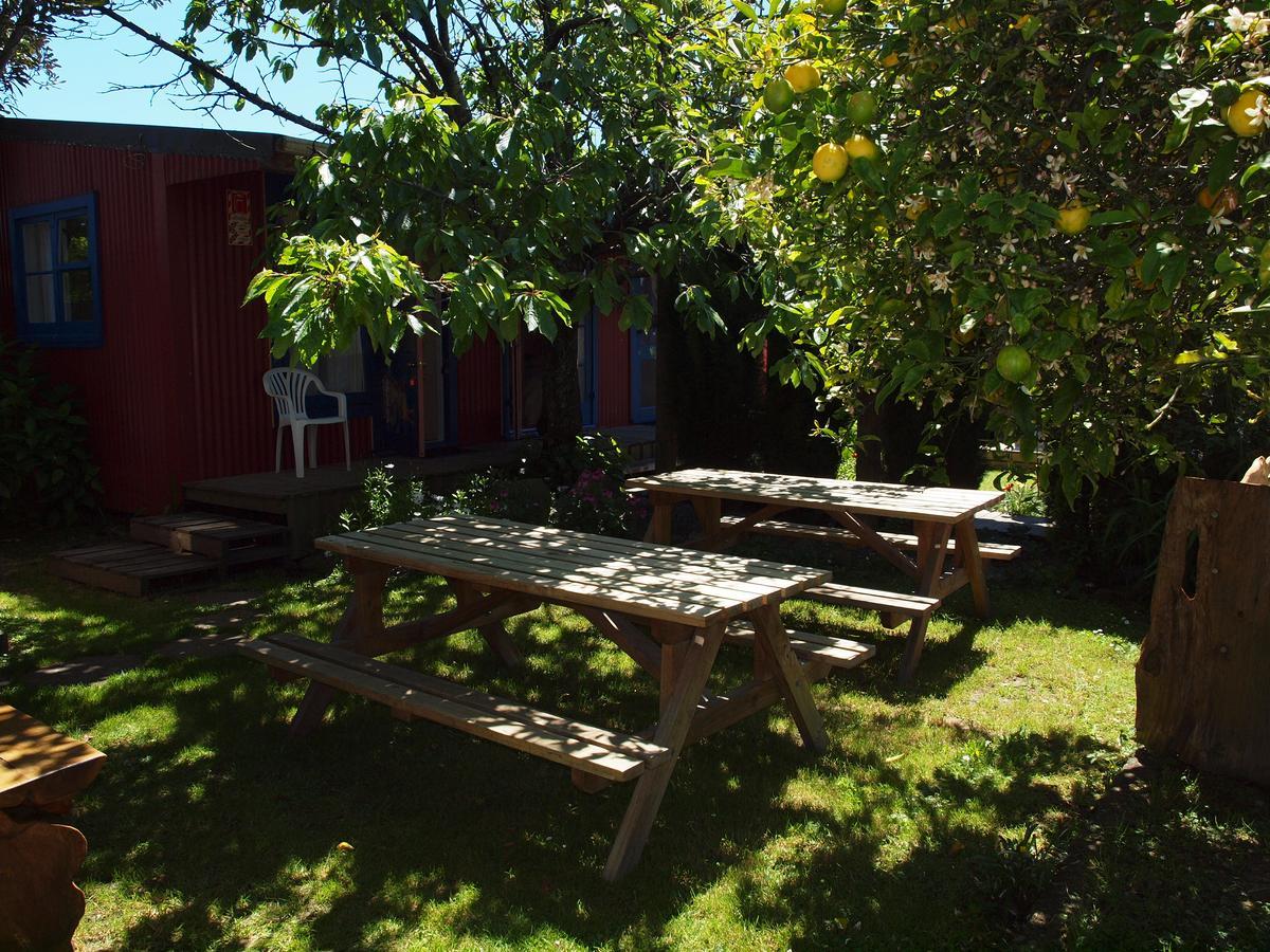 Annies Nirvana Lodge Backpackers Takaka Eksteriør billede